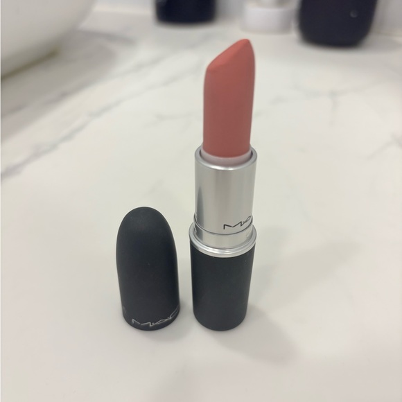 Rouge à lèvre pink MAC neuf 
Lipstick brand new - Picture 2 of 2
